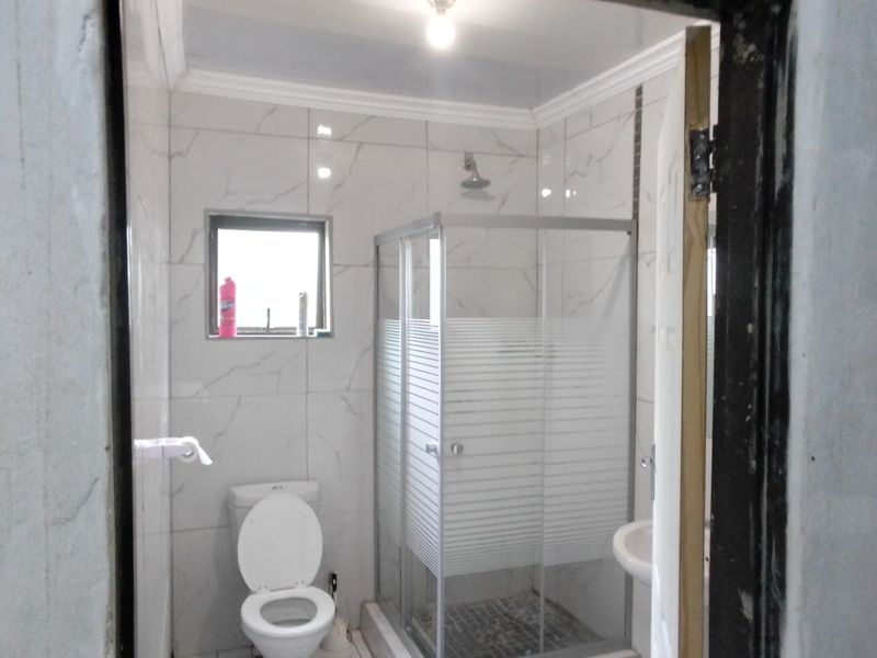 3 bedroom  house for sale - Photo 8