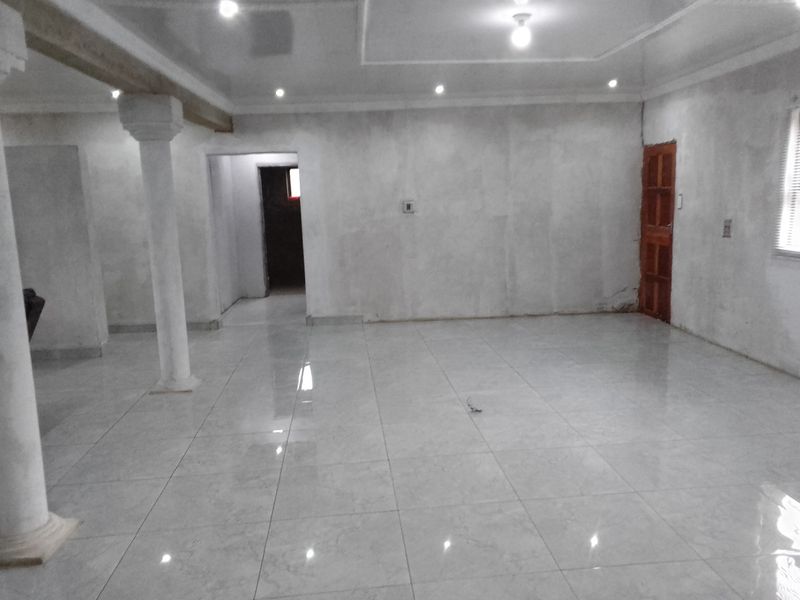 3 bedroom  house for sale - Photo 5