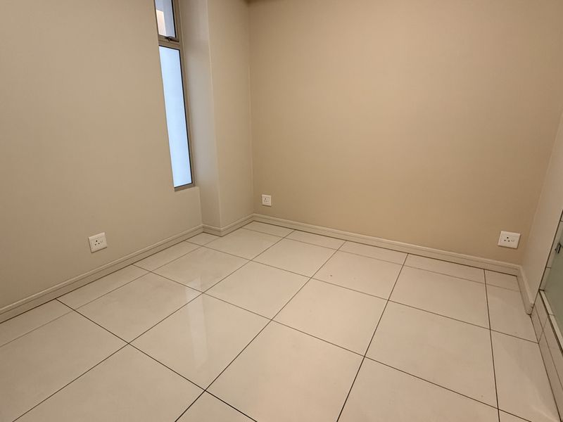 Elevate your lifestyle in the heart of Rosebank - Photo 9