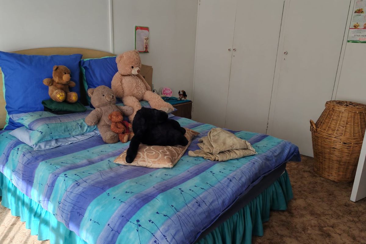 4 Bedroom House for sale in Sasolburg Ext 15 - Photo 5