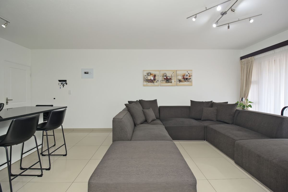 3 Bedroom Townhouse For Sale in Secure Complex - Photo 3