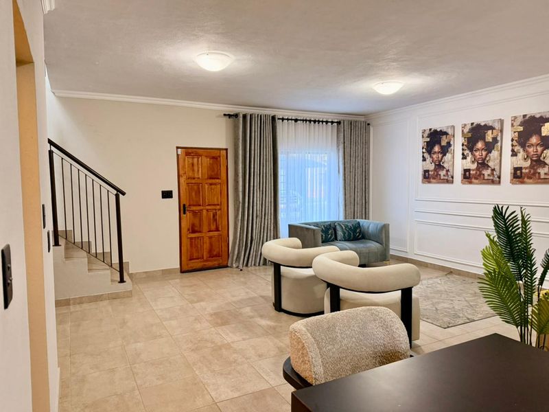 Beautiful newly built duplex townhouse - Photo 9