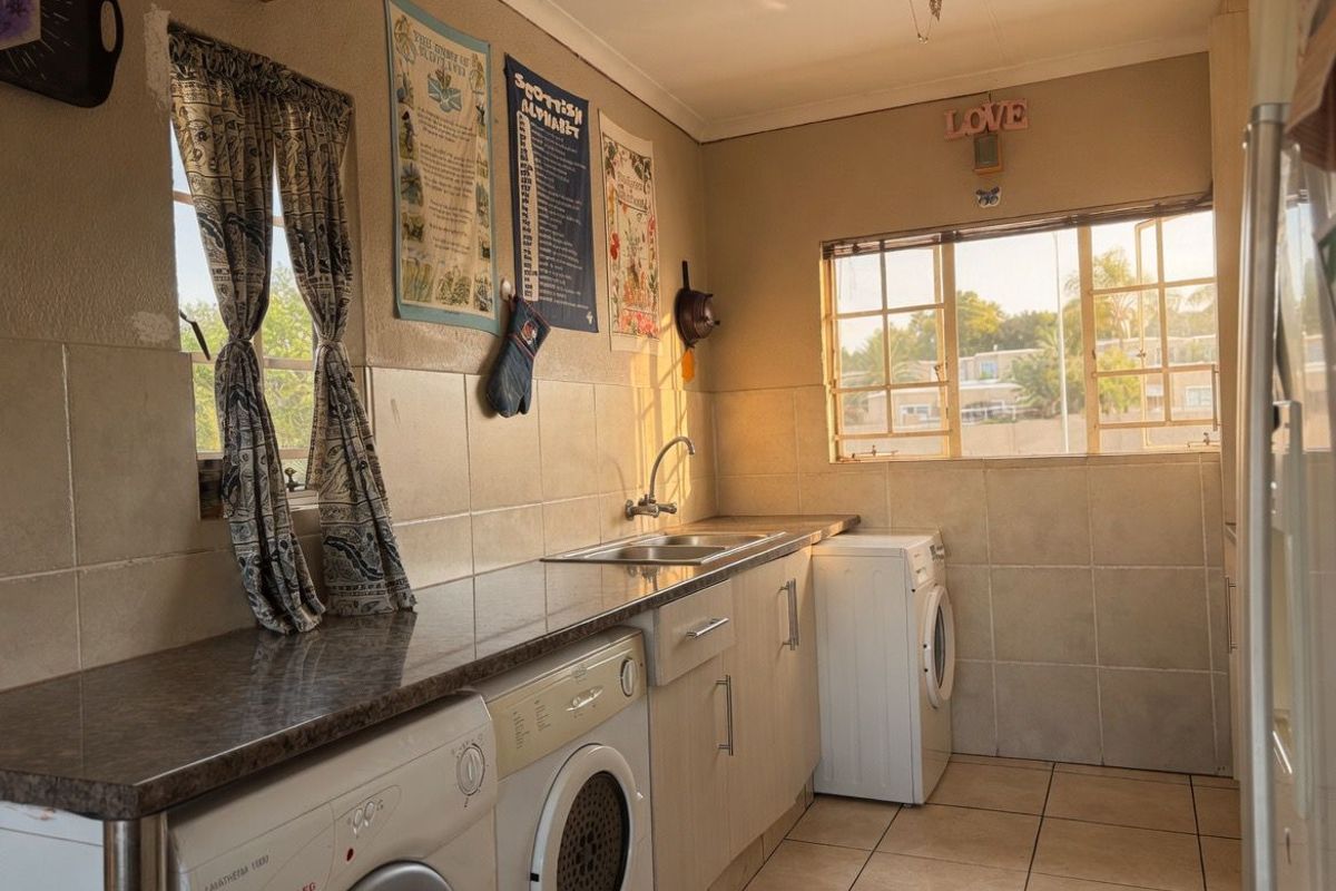 Neat & Secure 2-Bedroom Apartment in Radiokop - Photo 2