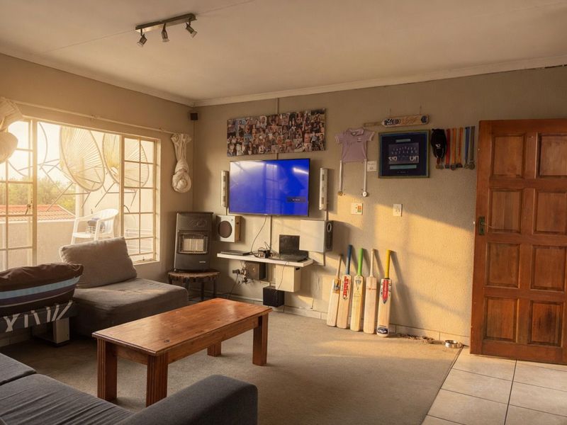 Neat & Secure 2-Bedroom Apartment in Radiokop - Photo 5
