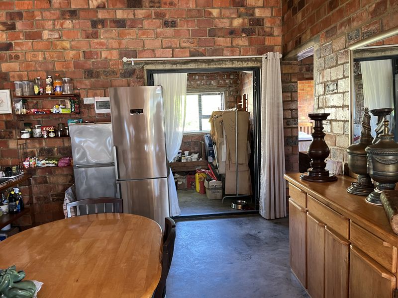 Coastal Charm Meets Tranquil Living – No. 4 Janet Road, Pringle Bay - Photo 8