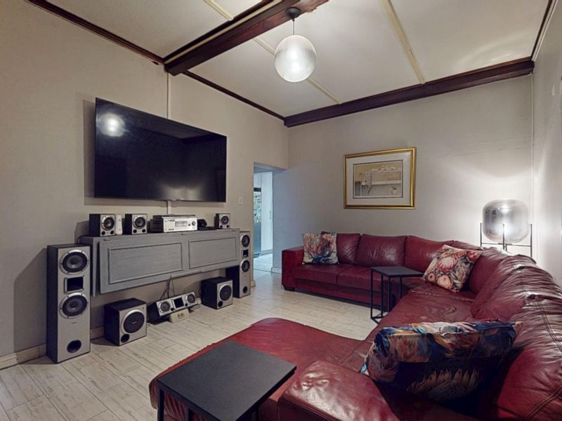 Motivated seller - perfect investment opportunity. - Photo 10