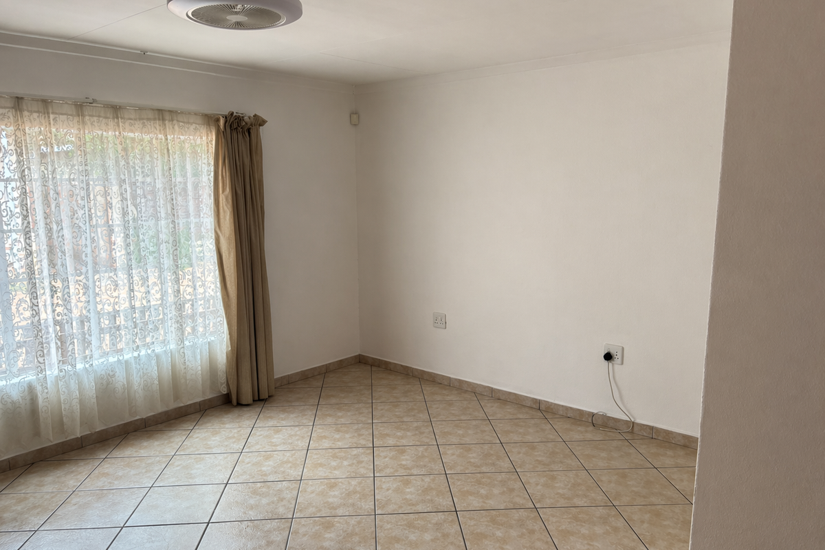 3 Bedroom House to Rent in Heidelberg Central - Photo 4