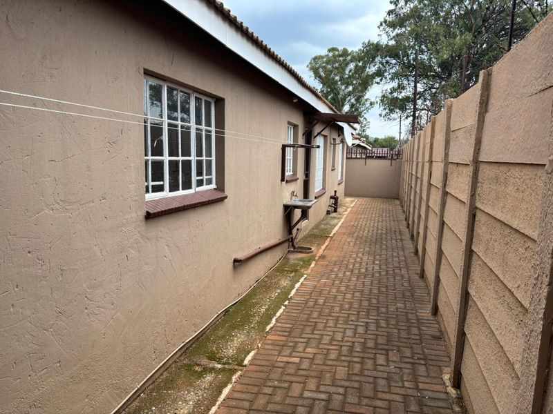 3 Bedroom House to Rent in Heidelberg Central - Photo 10