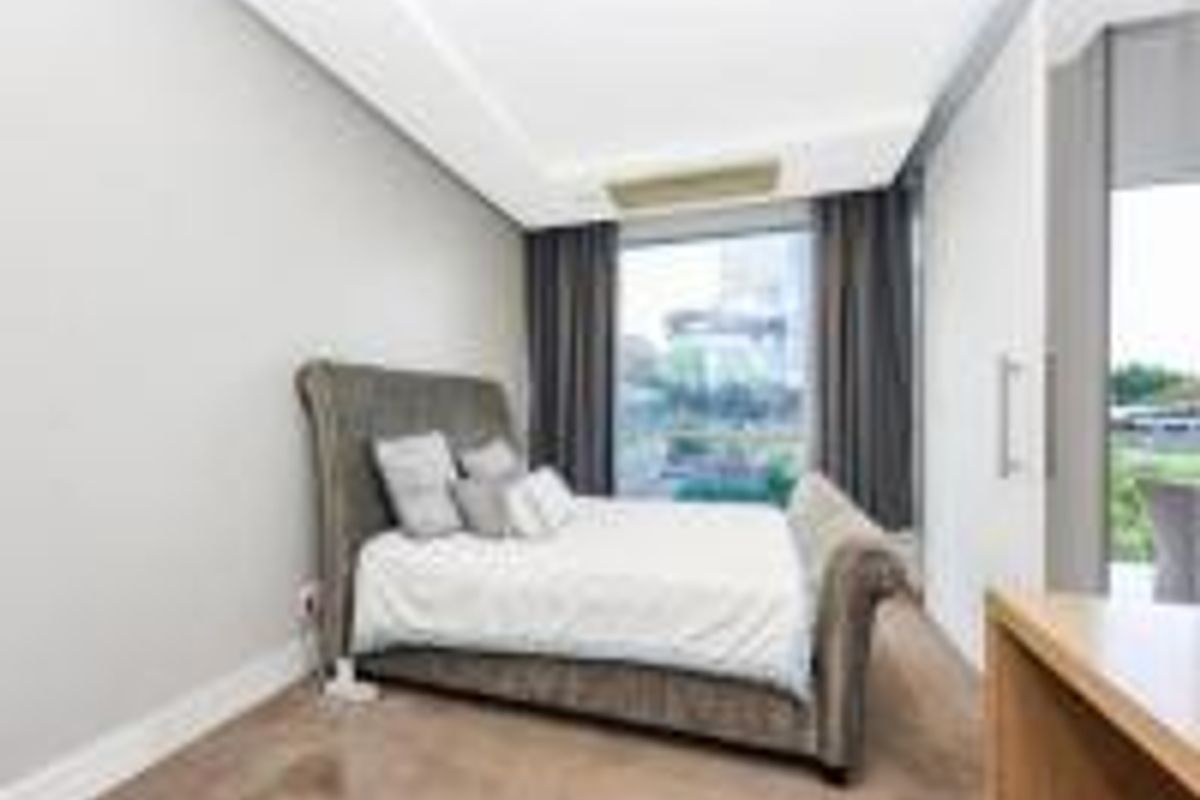 Luxury 1-Bedroom Apartment Lifestyle Living - Photo 5