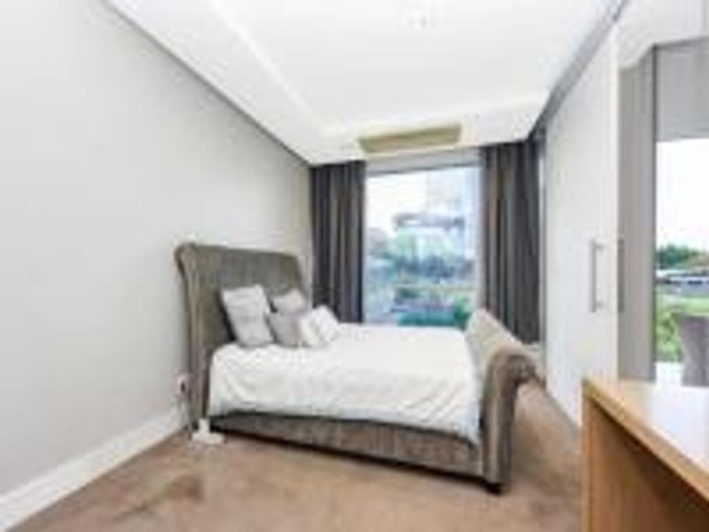 Luxury 1-Bedroom Apartment Lifestyle Living - Photo 5