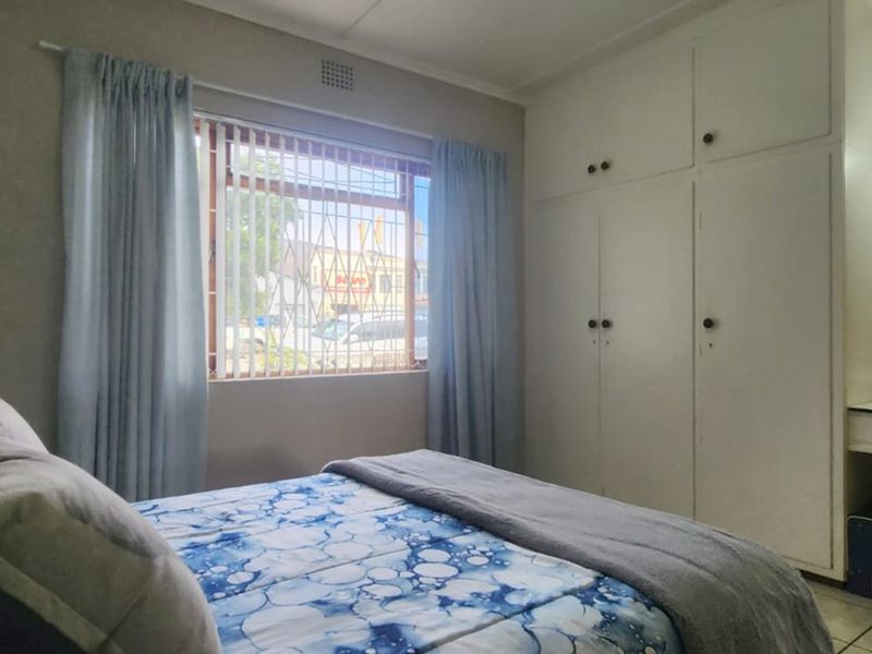 Centrally Located Property with Multiple Possibilities - Photo 10