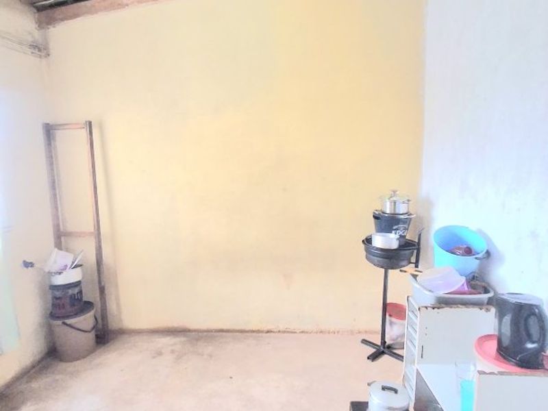 RDP house with 2 outside rooms - Photo 9