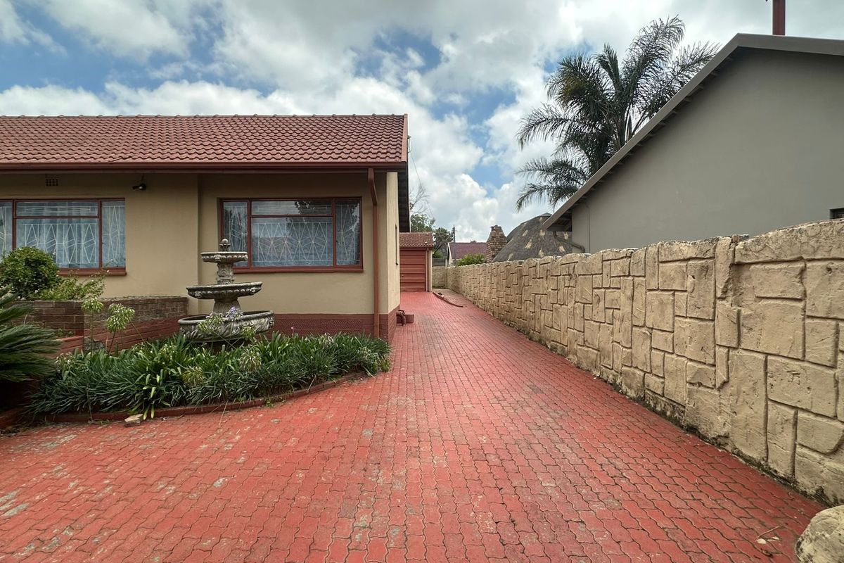House Rental Monthly In Alberton - Photo 3