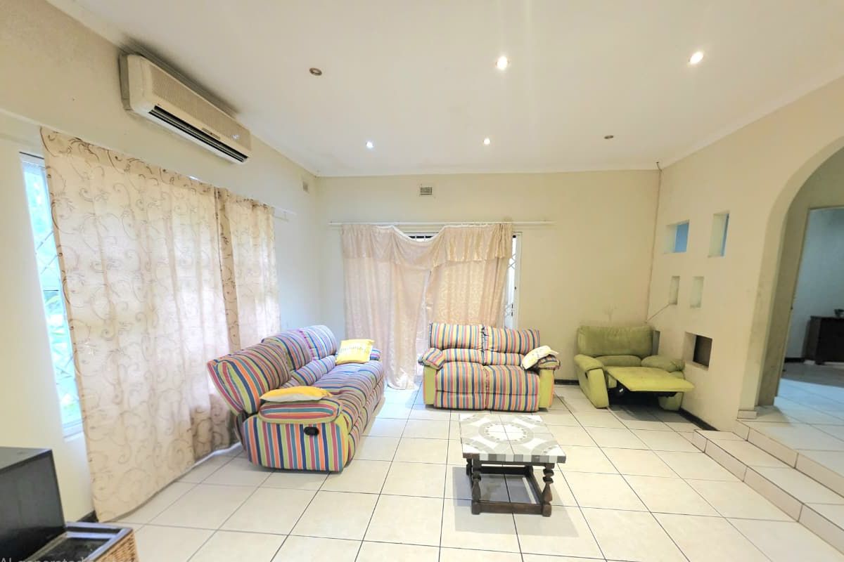 3 bedroom house - Photo 5