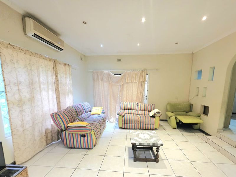 3 bedroom house - Photo 5