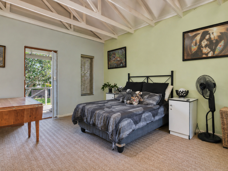 Stylish Split-Level Living in a Sought-After Area - Photo 10