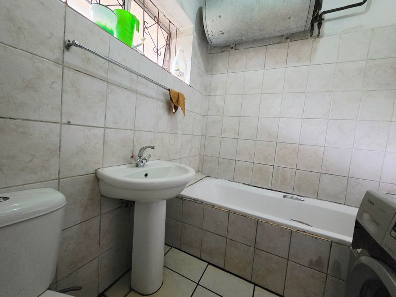 3 bedroom ground floor apartment - Photo 6