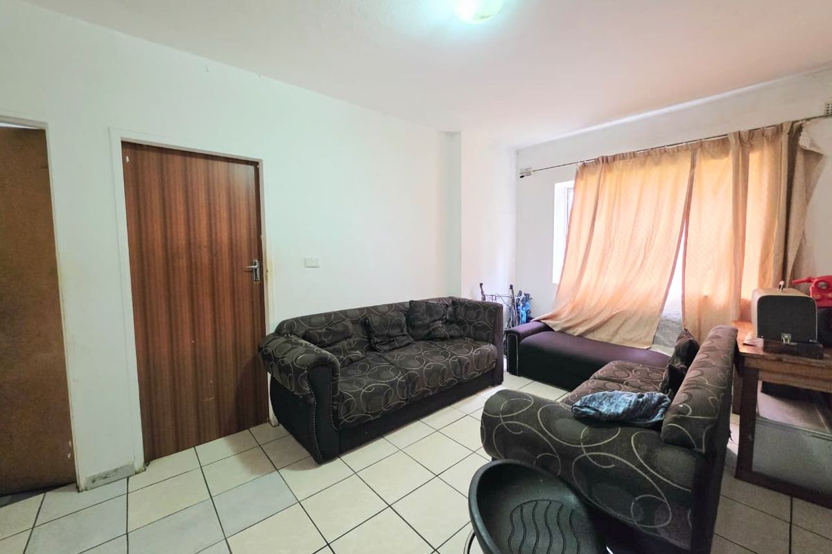 3 bedroom ground floor apartment - Photo 3