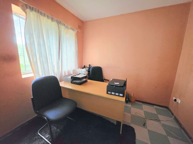 3 bedroom ground floor apartment - Photo 6