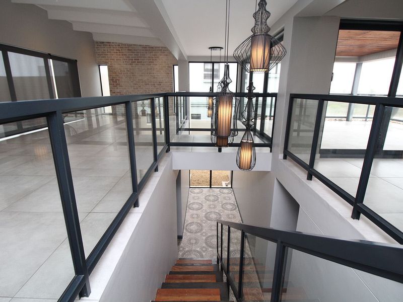 An contemporary gem with Olifantskop views in Calypso Beach Estate Langebaan - Photo 4