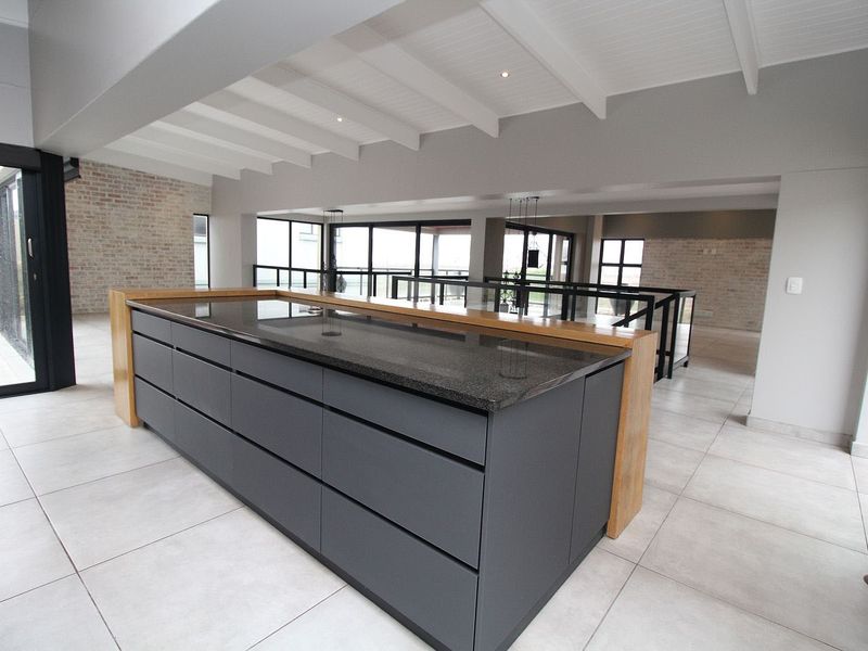 An contemporary gem with Olifantskop views in Calypso Beach Estate Langebaan - Photo 9
