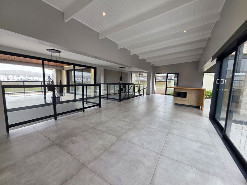 An contemporary gem with Olifantskop views in Calypso Beach Estate Langebaan - Photo 7