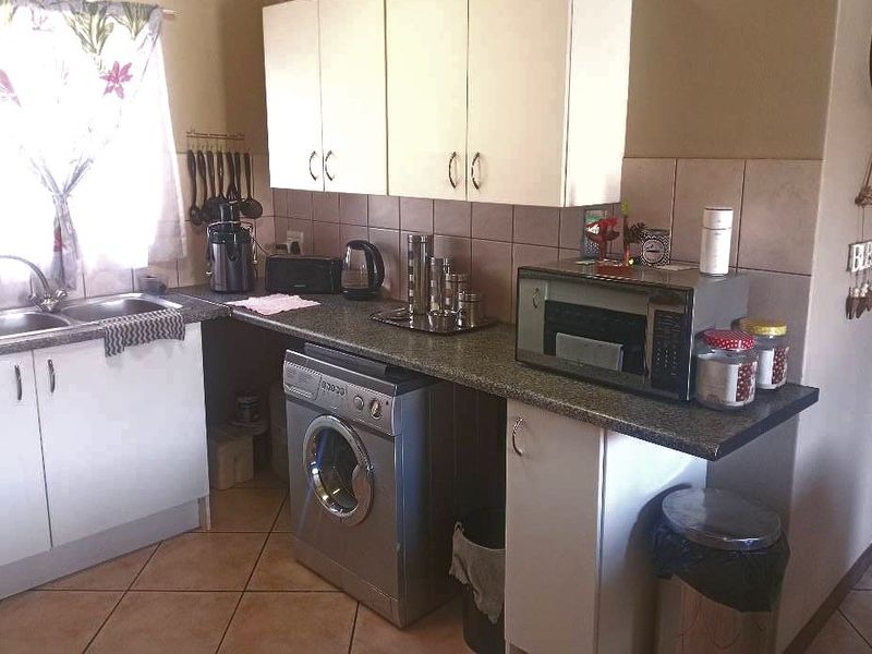 Charming 2-bedroom sectional title for sale in Ravensklip, Boksburg—your dream home awaits! - Photo 9