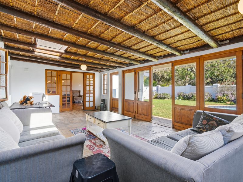 Charming Character Thatch Home on Corner Position - Photo 5