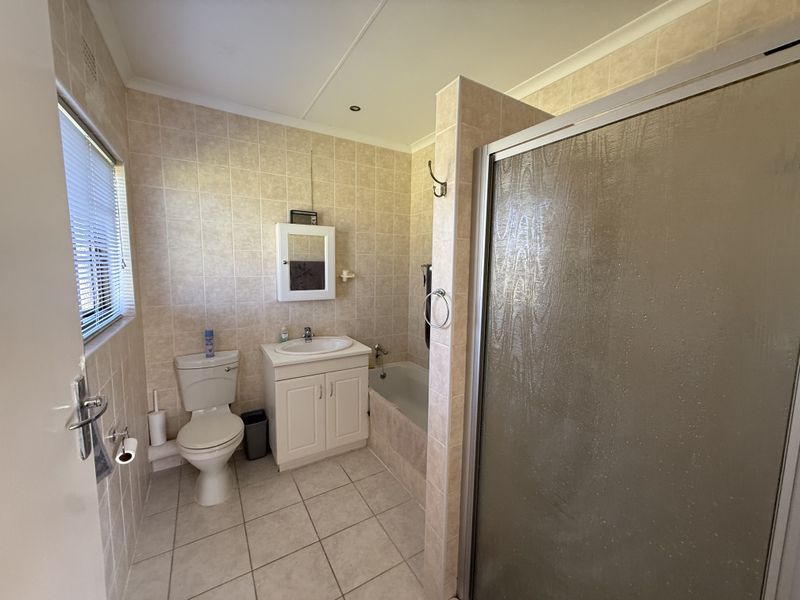 Immaculate North Facing Kite unit - Photo 9