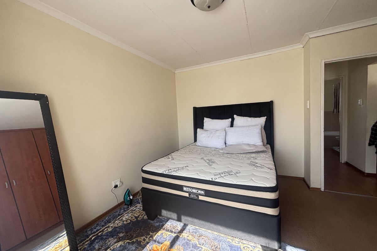 Take a look - Flat for Sale - Photo 4