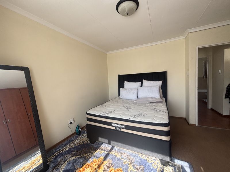 Take a look - Flat for Sale - Photo 4