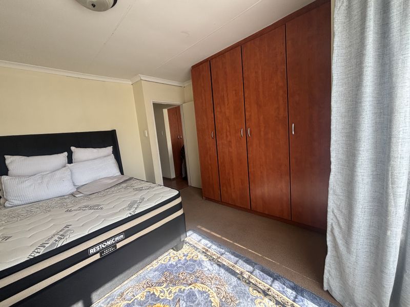 Take a look - Flat for Sale - Photo 5