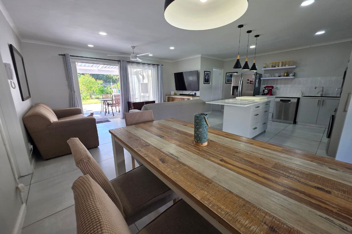 Island Living, Lagoon Views & Modern Comfort – Your Sedgefield Sanctuary Awaits - Photo 5