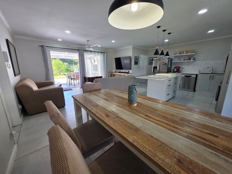 Island Living, Lagoon Views & Modern Comfort – Your Sedgefield Sanctuary Awaits - Photo 5