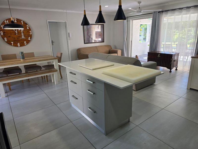 Island Living, Lagoon Views & Modern Comfort – Your Sedgefield Sanctuary Awaits - Photo 6