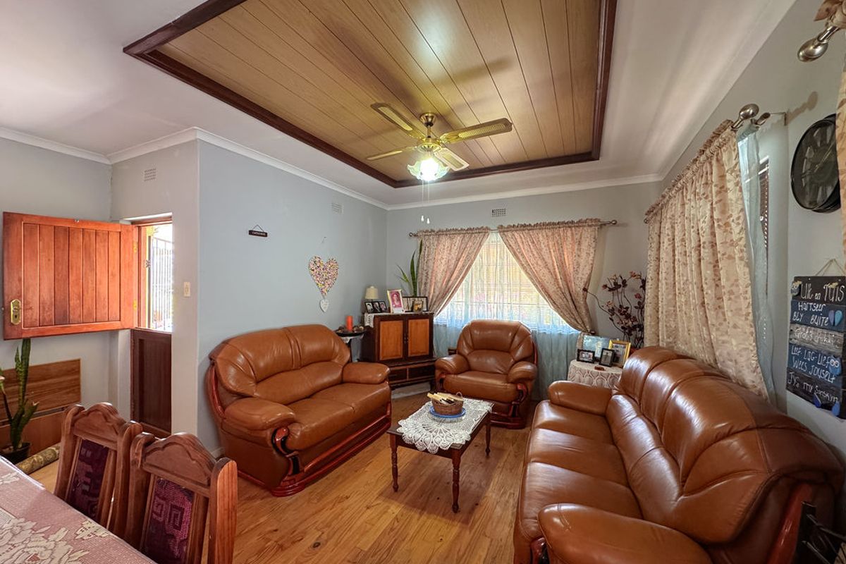 3 Bedroom Family Home to Rent in Tulbagh | Secure Parking | No Garages - Photo 4