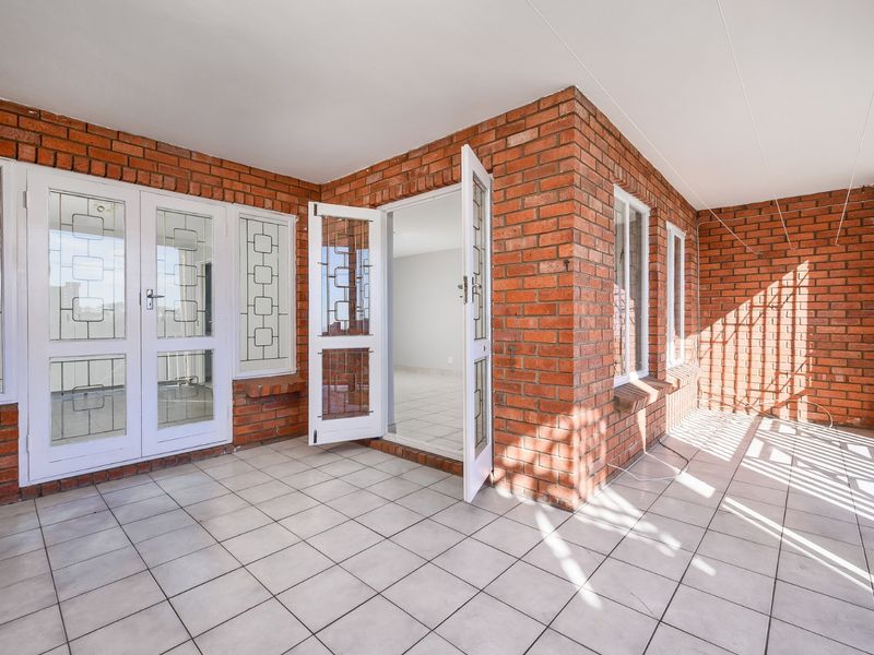 1 Bedroom Available in Shared Apartment – Female Tenant Preferred - Photo 8