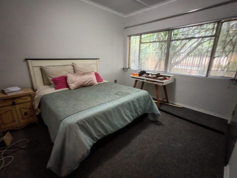 Family Home for sale in Vanderbijlpark SW1 - Photo 8