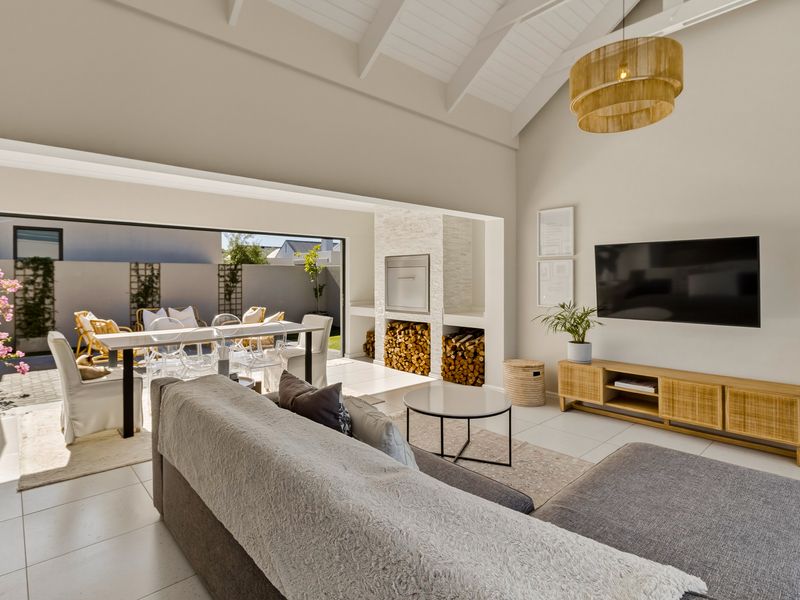 Luxury. Light. Location. A beautifully curated 3-bedroom home in Aan de Wijnlanden - Photo 10