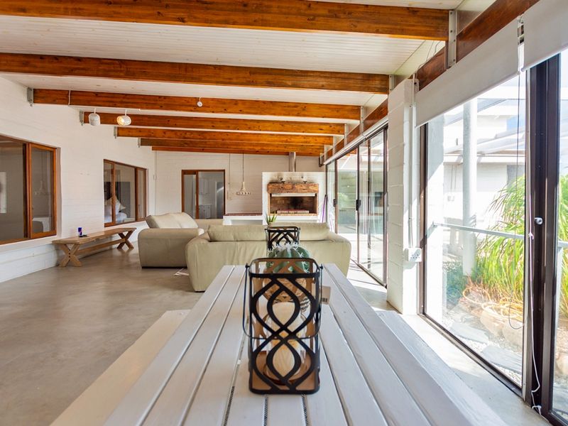 Beachfront Home Bidding from R6.5 Million!!! - Photo 9