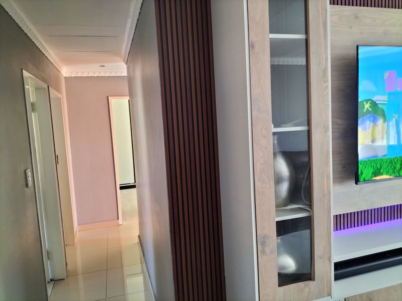 Modern Sectional title home in Amandasig - Photo 8