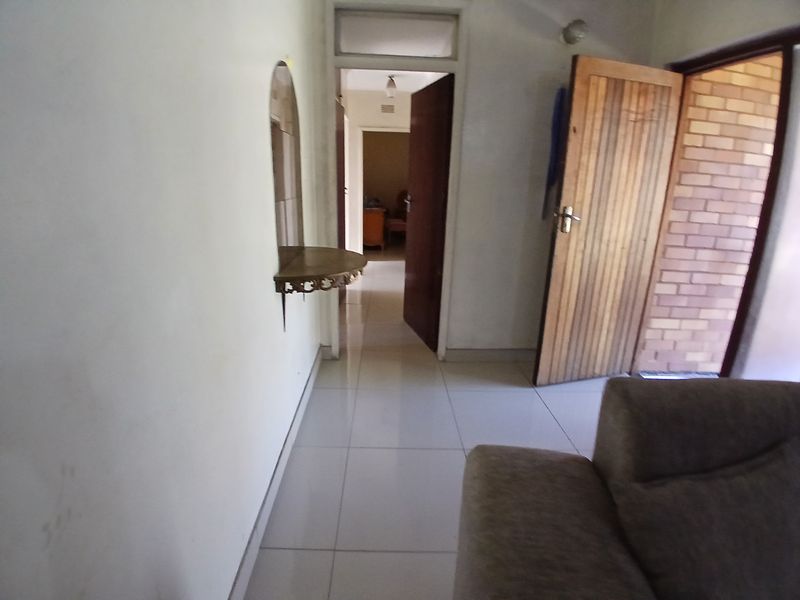 Stunning 3-bedroom freestanding home for sale in Dunnottar, Nigel—perfect for family living! - Photo 5