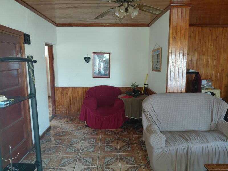 Family Home for Sale in Windsor Park, Despatch - Photo 7