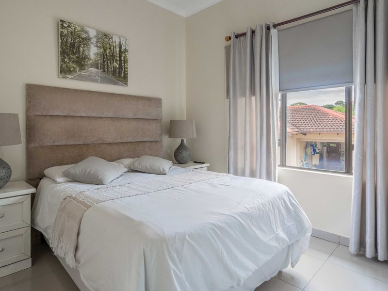 2 Bedroom Townhouse in gated community. - Photo 6