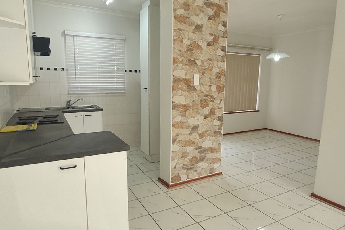 Cozy 2-bedroom Retirement Unit To Let in serene More Grove, Gqeberha—perfect for relaxed living! - Photo 5