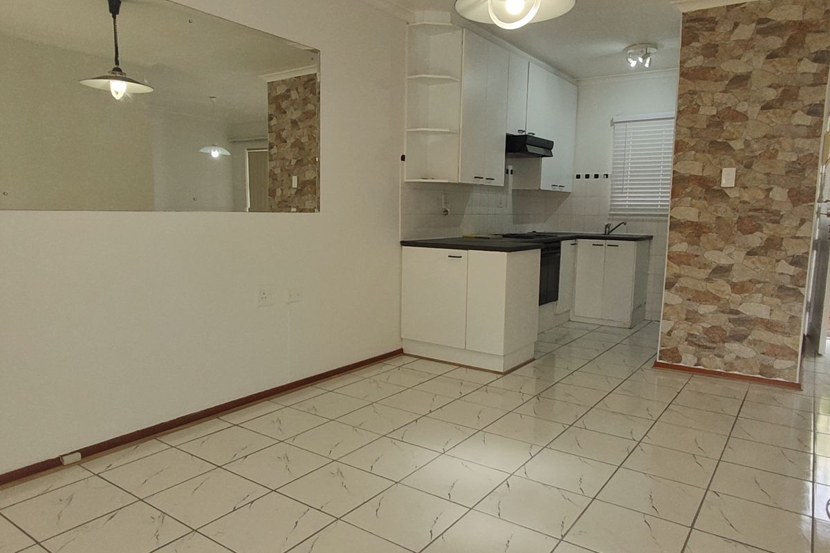 Cozy 2-bedroom Retirement Unit To Let in serene More Grove, Gqeberha—perfect for relaxed living! - Photo 4