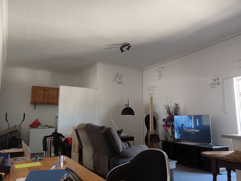 Charming 3-bedroom Garden Cottage for rent in Algoa Park, Gqeberha – your perfect home awaits! - Photo 6