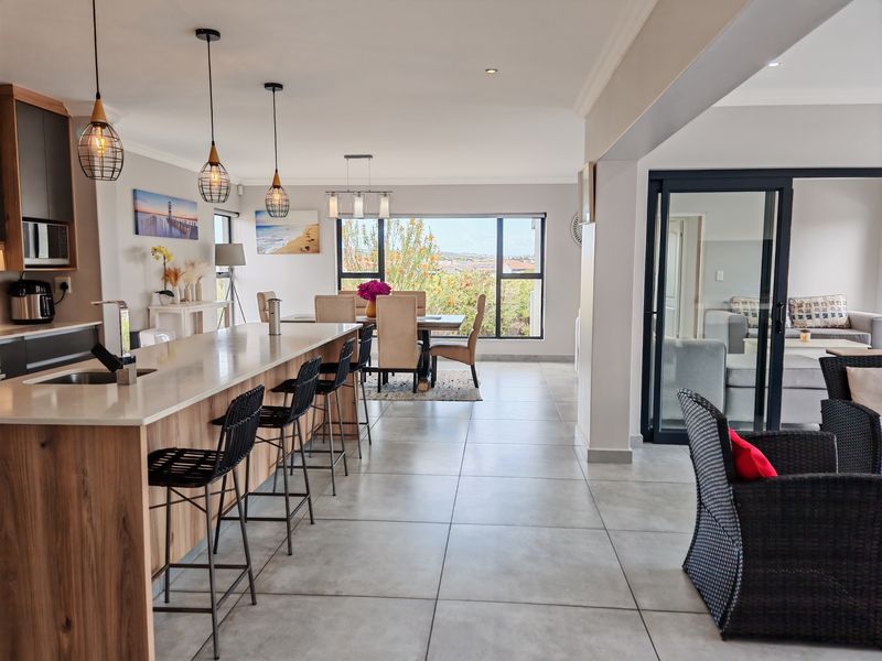 Enjoy Secure Golf Estate Living with Greenbelt Views - Photo 8