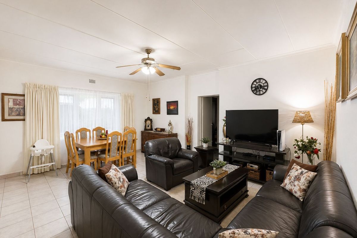 Spacious Family Home with Great Potential - Photo 5