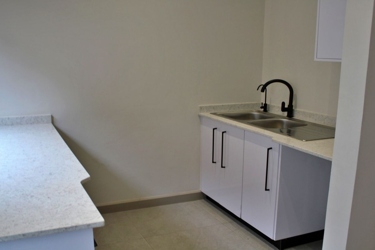 Space to Breathe, Room to Be - Photo 4